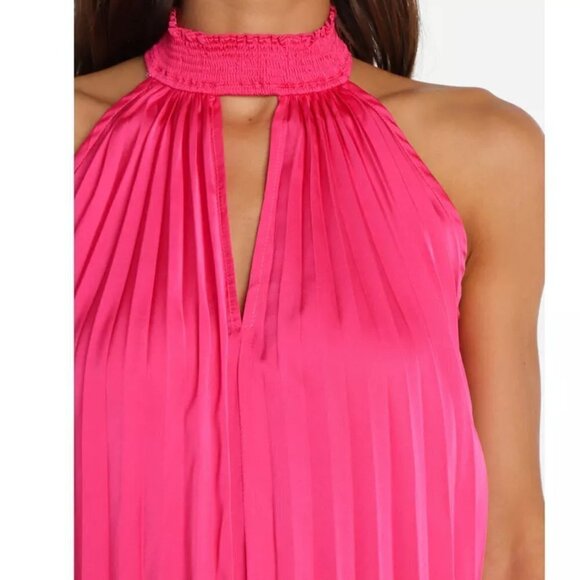 NWT Petal and Pup Halter Sleeveless Pink Top Andrea, size 2 - Picture 2 of 6